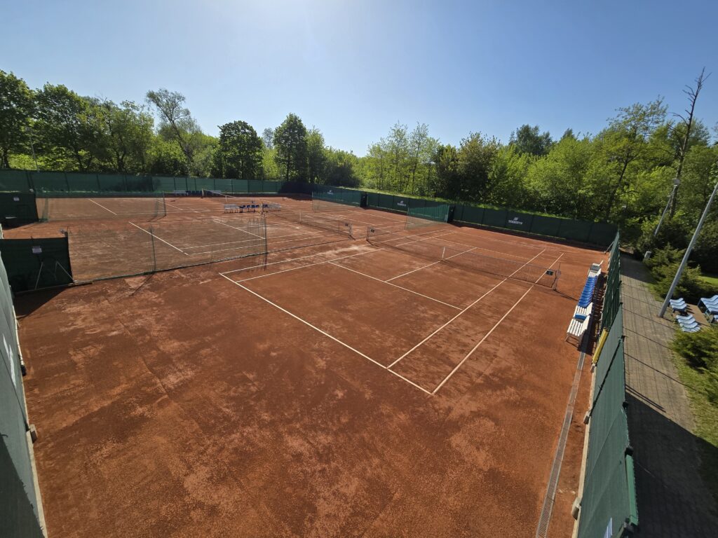 kort tenisowy piaseczno